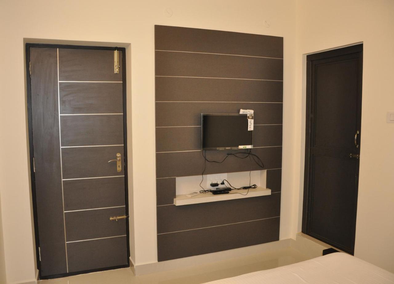 Moonlight Residency Otel Tiruchirappalli Dış mekan fotoğraf